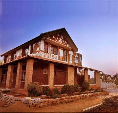 Olde Bangalore Resort And Convention Center Devanahalli Extérieur photo